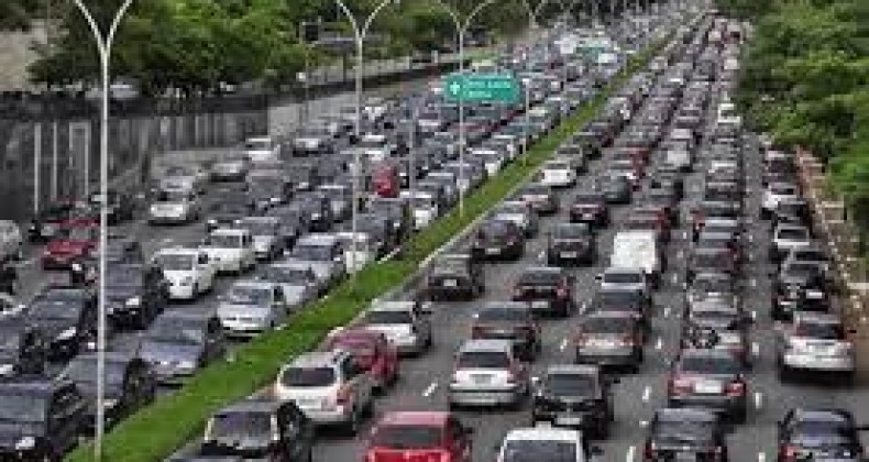 Páscoa deve movimentar mais de 2 milhões de veículos nas rodovias concedidas