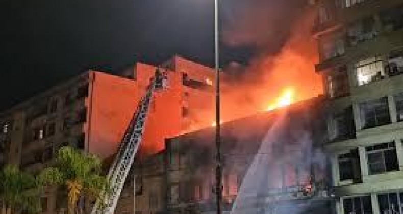 Incêndio em pousada deixa ao menos dez mortos em Porto Alegre; VÍDEO