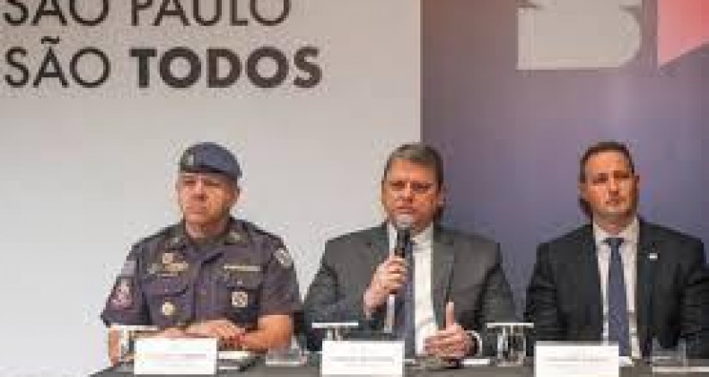 Tarcísio deve liberar PM para registrar pequeno delito, em nova crise com Polícia Civil