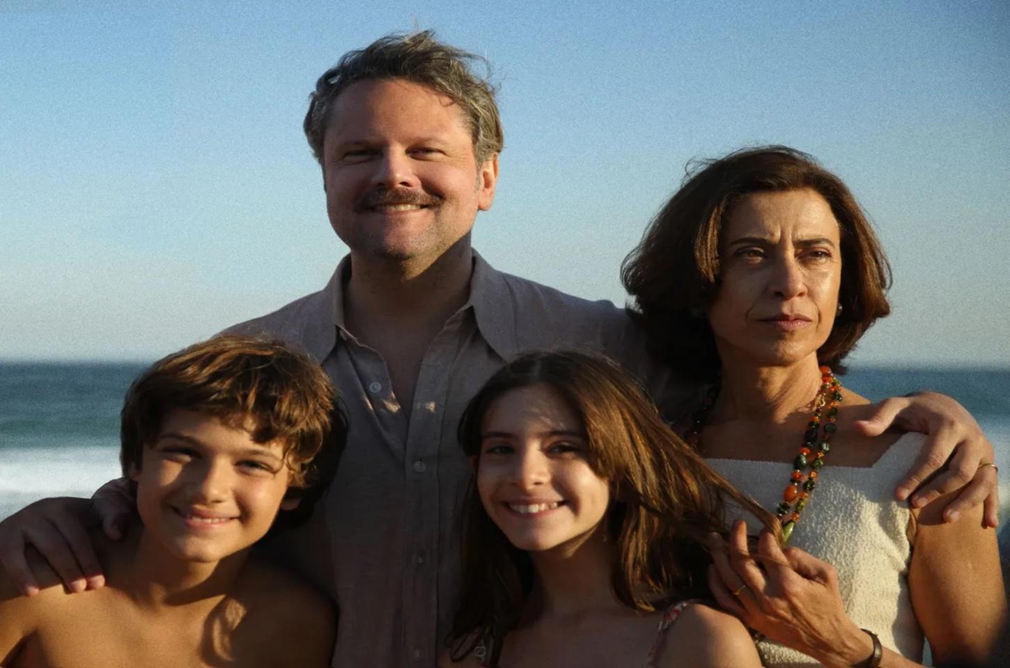 Ainda Estou Aqui estreia no Globoplay, e público vibra e se emociona: 'Chorando demais'
