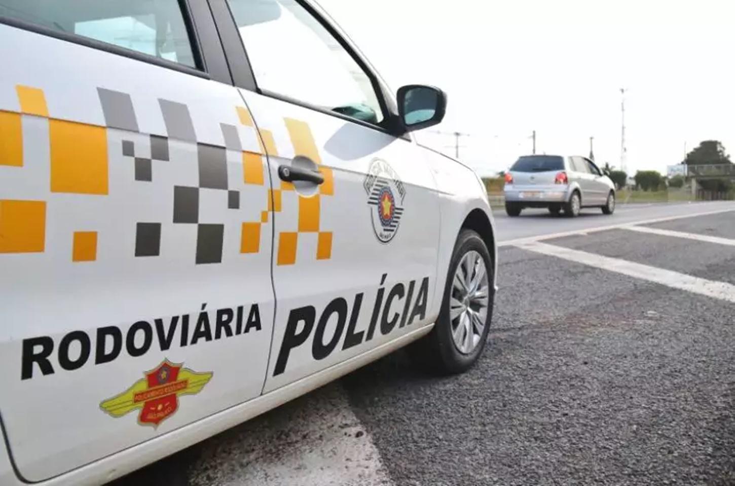 Após fuga, casal é flagrado com 117 kg de maconha em Bauru