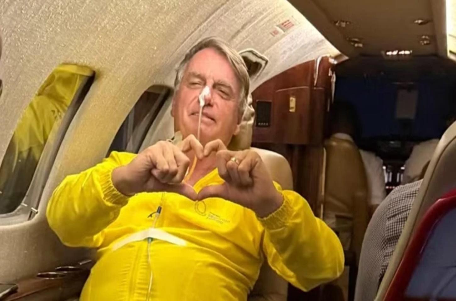 Médico de Bolsonaro fala sobre estado de saúde do ex-presidente: ‘Cirurgia extensa’