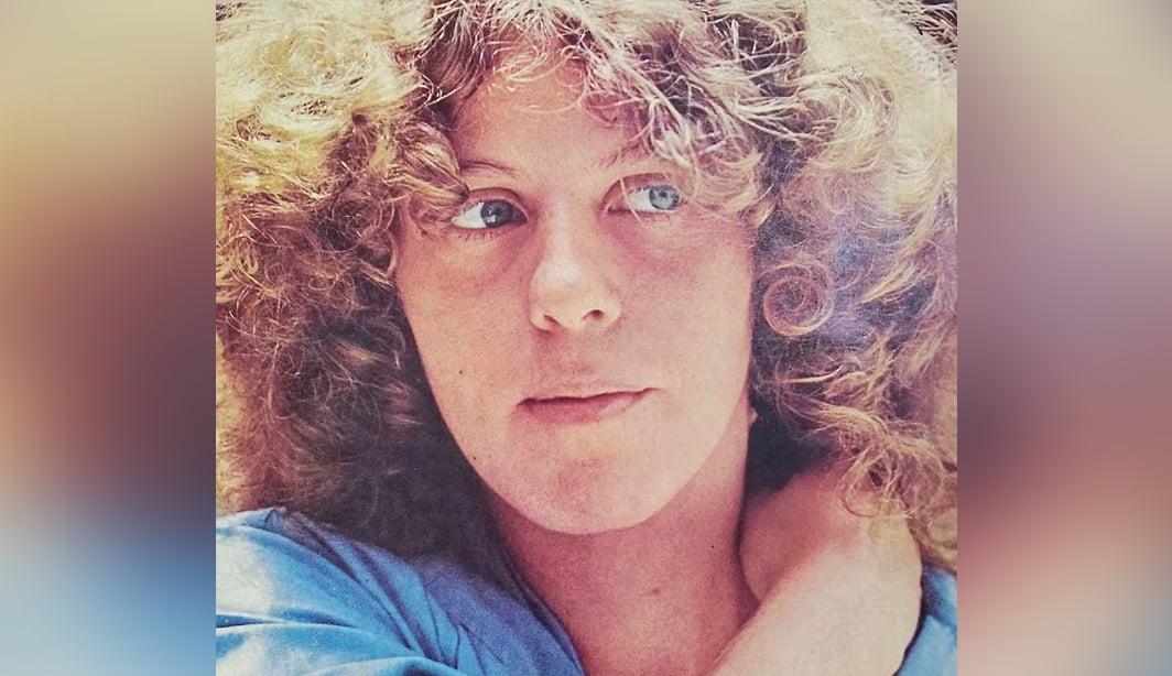 Morre a cantora Cristina Buarque, aos 74 anos