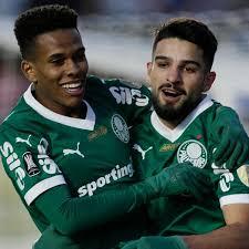 Palmeiras derruba invicto com show de Flaco e segue 100%