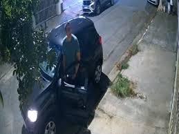 Pastor é preso por se masturbar na frente de mulheres em SP