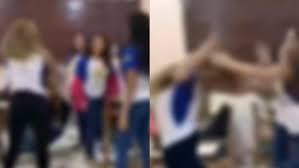 Alunas trocam socos e puxões em sala de aula; VÍDEO