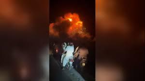 Conflito de décadas se intensifica após ataque aéreo; VÍDEO