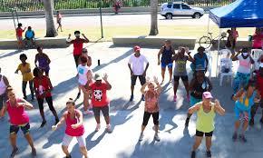 Exercícios podem prevenir quedas em idosos e melhorar recuperação