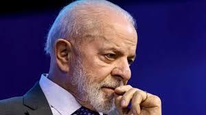 Lula tem mal-estar, cancela compromissos e passa por exames