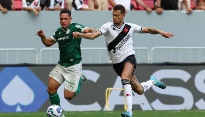 Palmeiras aproveita vacilo do Vasco e vence com primeiro gol de Vitor Roque