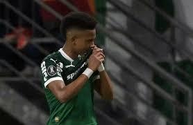 Palmeiras goleia em adeus de Estêvão ao Allianz e segue 100%