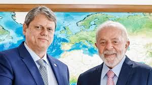 Só Lula e Tarcísio têm imagem positiva entre presidenciáveis