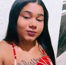 Adolescente de 17 anos é morta a tiros dentro de casa