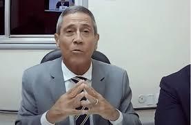Braga Netto nega ter repassado dinheiro em sacola a Mauro Cid