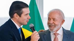 Lula acena a Motta e fala em evitar 'muvuca' em 2026