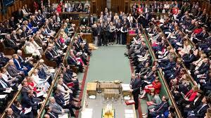 Parlamento britânico aprova descriminalização do aborto
