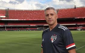 São Paulo fecha contratação de Hernán Crespo até o final de 2026