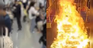 VÍDEO mostra homem ateando fogo em vagão de trem lotado