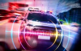 Homem vai ao sex shop e deixa 4 filhos trancados dentro de carro