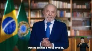 Lula critica 'traidores da Pátria' em pronunciamento na tevê