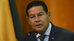 Mourão reage a Trump e diz que Bolsonaro é caso interno