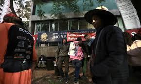 MST ocupa Superintendência do Incra em São Paulo