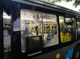 SP tem pior dia de ataques a ônibus, com 59 veículos depredados