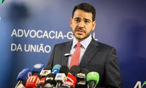 AGU pede que Meta exclua robôs que promovem erotização infantil
