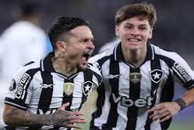 Botafogo marca aos 14s e vence LDU sob olhares de Ancelotti