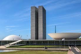 Congresso analisa projetos para proteger infância na rede