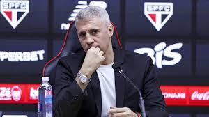 Crespo transforma impensável em possível e faz São Paulo sonhar