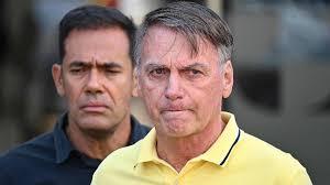 Defesa de Bolsonaro critica a PF e fala em perseguição política