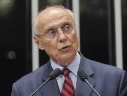 Eduardo Suplicy recebe alta após ter arritmia cardíaca