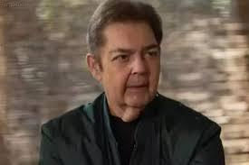 Faustão passa por transplante de fígado e de rim, diz hospital
