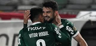 'Flaco Roque' encanta, mas não faz mágica para Abel Ferreira