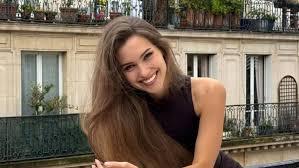 'Força e amor'; modelo morre aos 30 anos, no auge da carreira