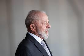 Lula amplia vantagem eleitoral para 2026 e venceria rivais