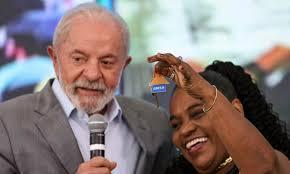 Lula cobra recursos para crédito imobiliário para classe média