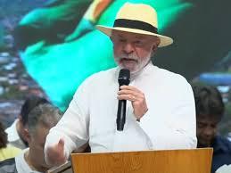 Lula diz que Moraes está garantindo a democracia no Brasil