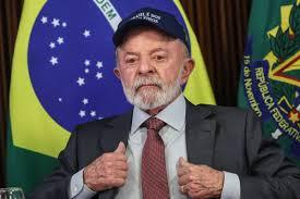 Lula lê carta de Getúlio reunião: 'Não me atacarão de frente'