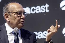 Ministro Gilmar Mendes nega ter conversado com Bolsonaro