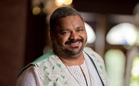 Morre Arlindo Cruz, um dos maiores sambistas do país, aos 66 anos