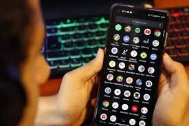 Redes sociais: veja dicas para proteger crianças e adolescentes