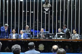 Senado aprova projeto para proteger crianças em meios digitais