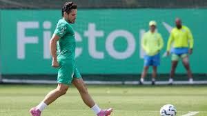 Abel retorna ao Palmeiras após folga; Veiga avança em recuperação