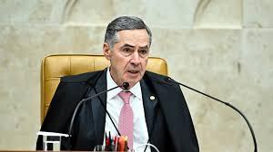 Barroso diz que julgamento da trama golpista foi divisor de águas