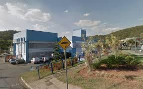 Bebê de 26 dias morre; mãe de 16 anos diz que ela caiu da cama