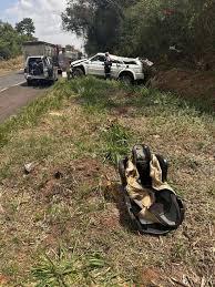 Criança morre e 4 pessoas ficam feridas em capotamento no Paraná