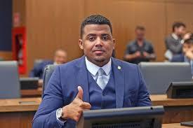 Deputado TH Joias é preso suspeito de negociar armas para o CV