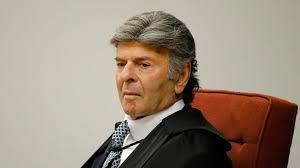 Fux vota pela anulação de todo o processo contra Bolsonaro